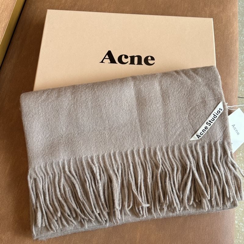 Acne Scarf